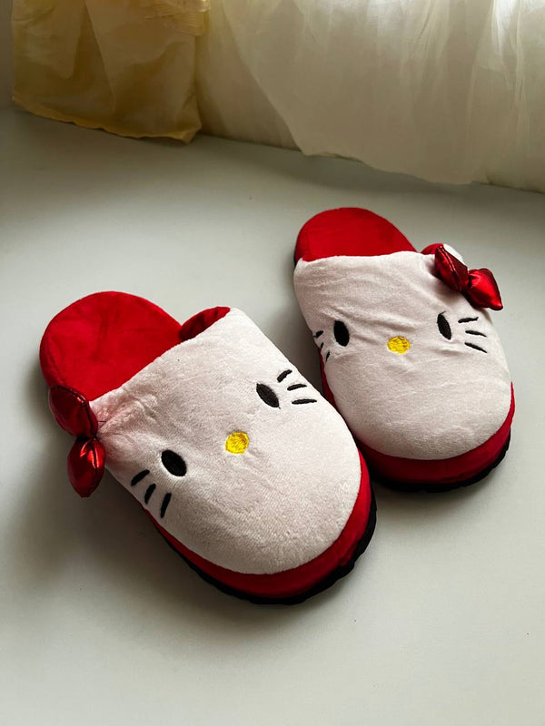 HELLO KITTY SLIPPERS