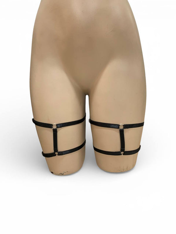 PAIR OF LEG GARTERS