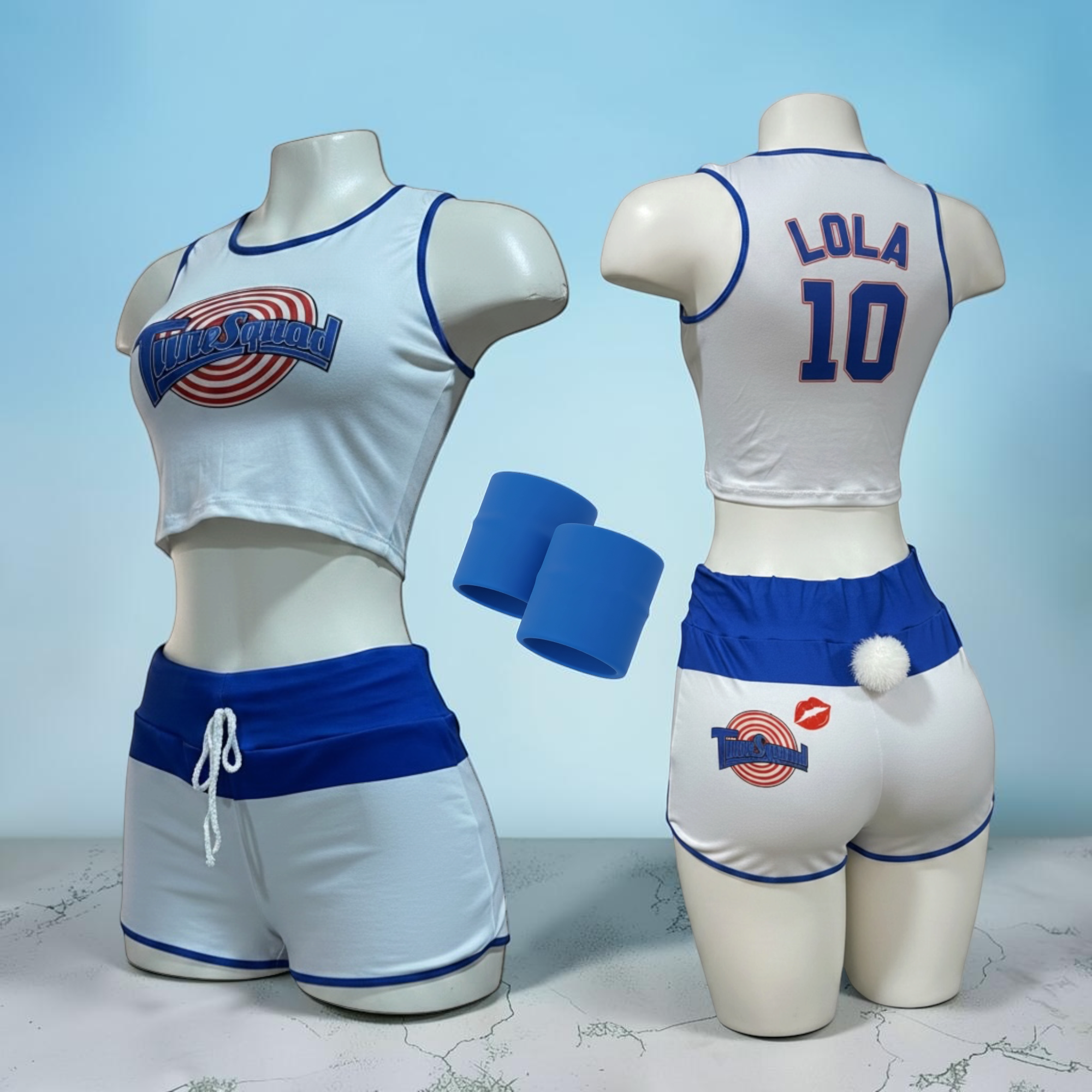LOLA BUNNY