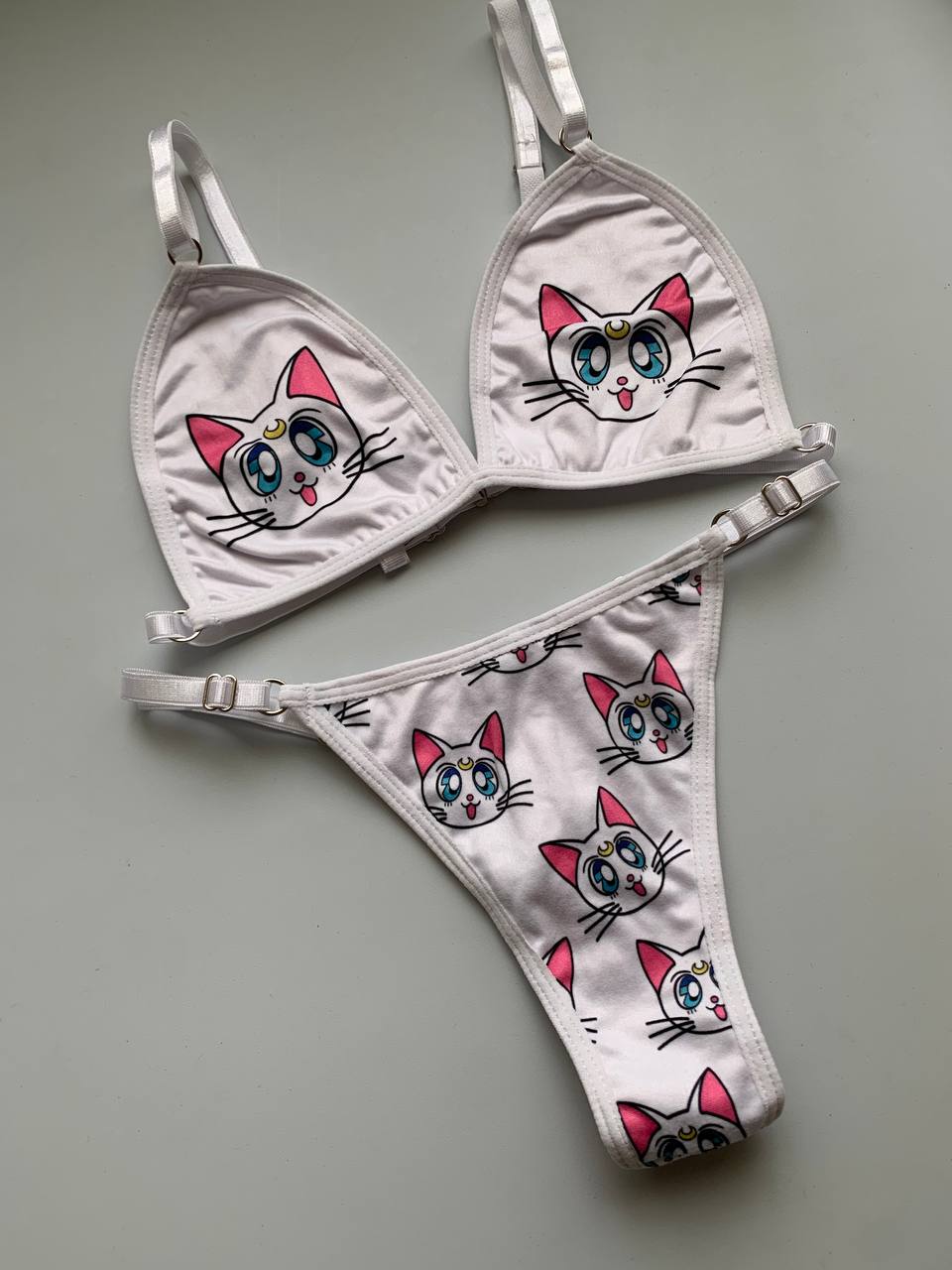SET ARTEMIS