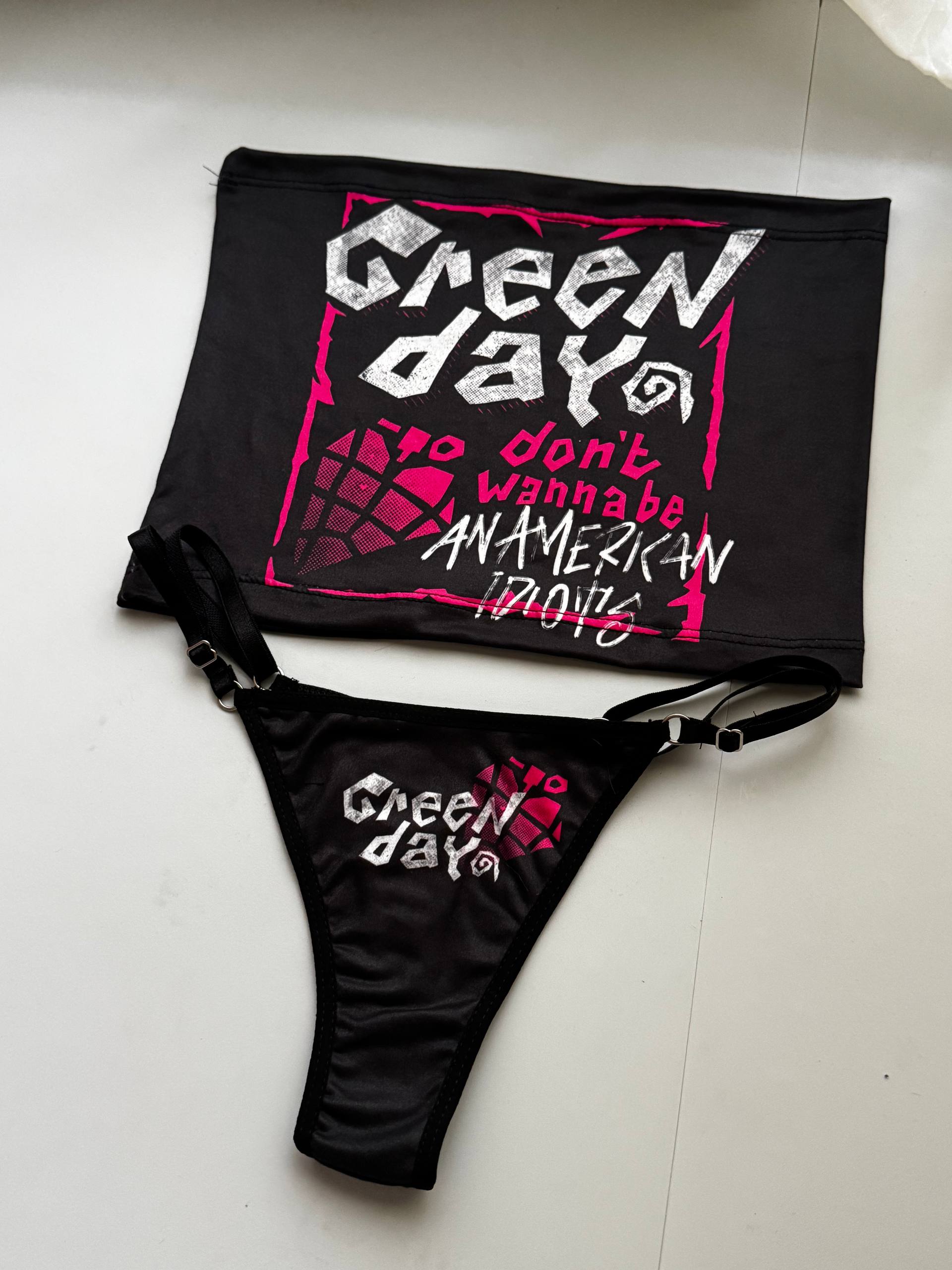 CONJUNTO GREEN DAY