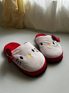 HELLO KITTY SLIPPERS
