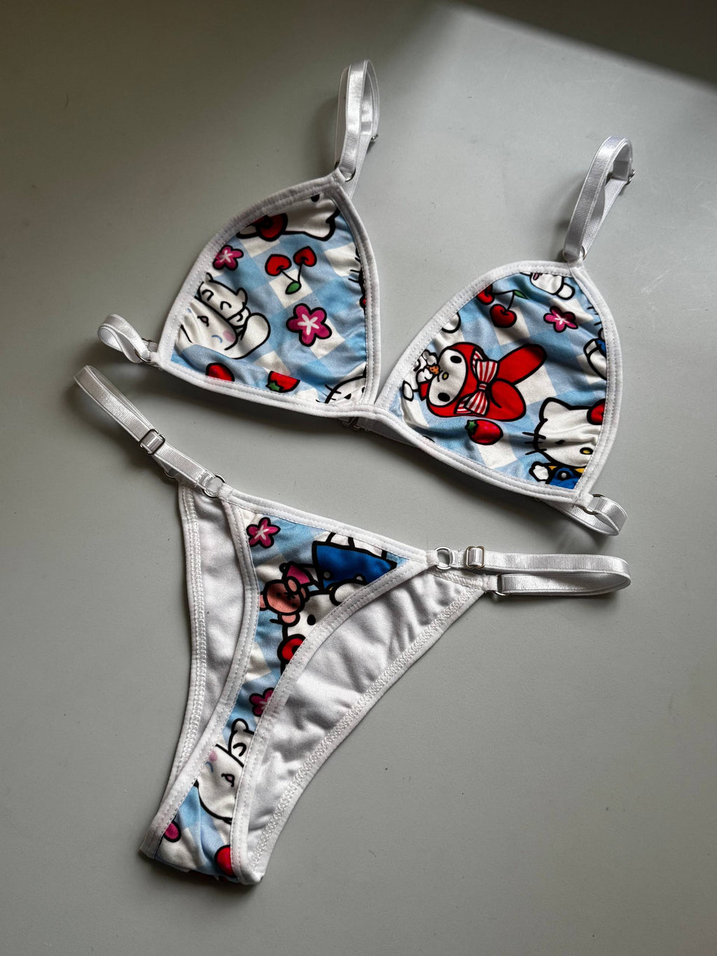 BIKINI HELLO KITTY