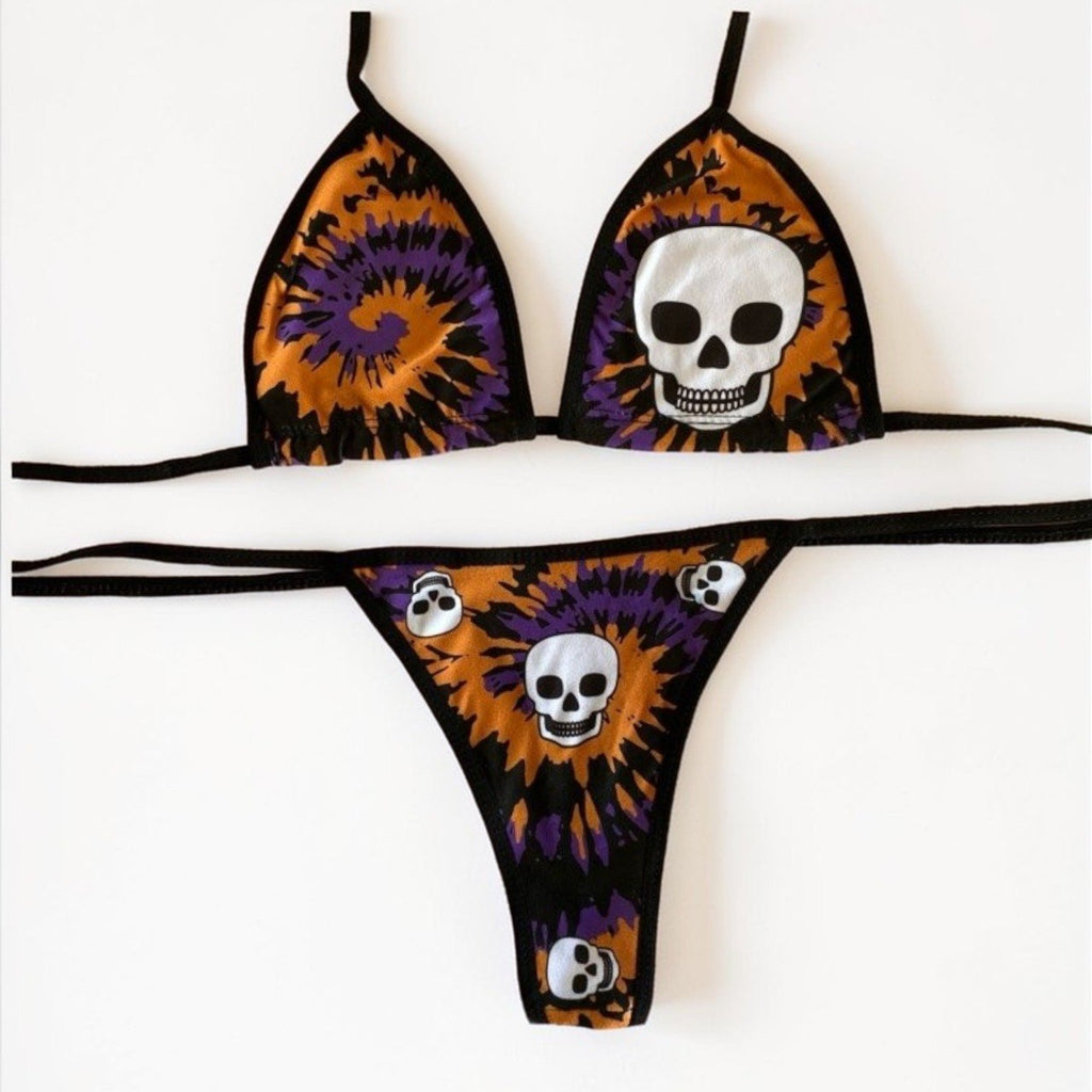 SKULL SUNBATHER