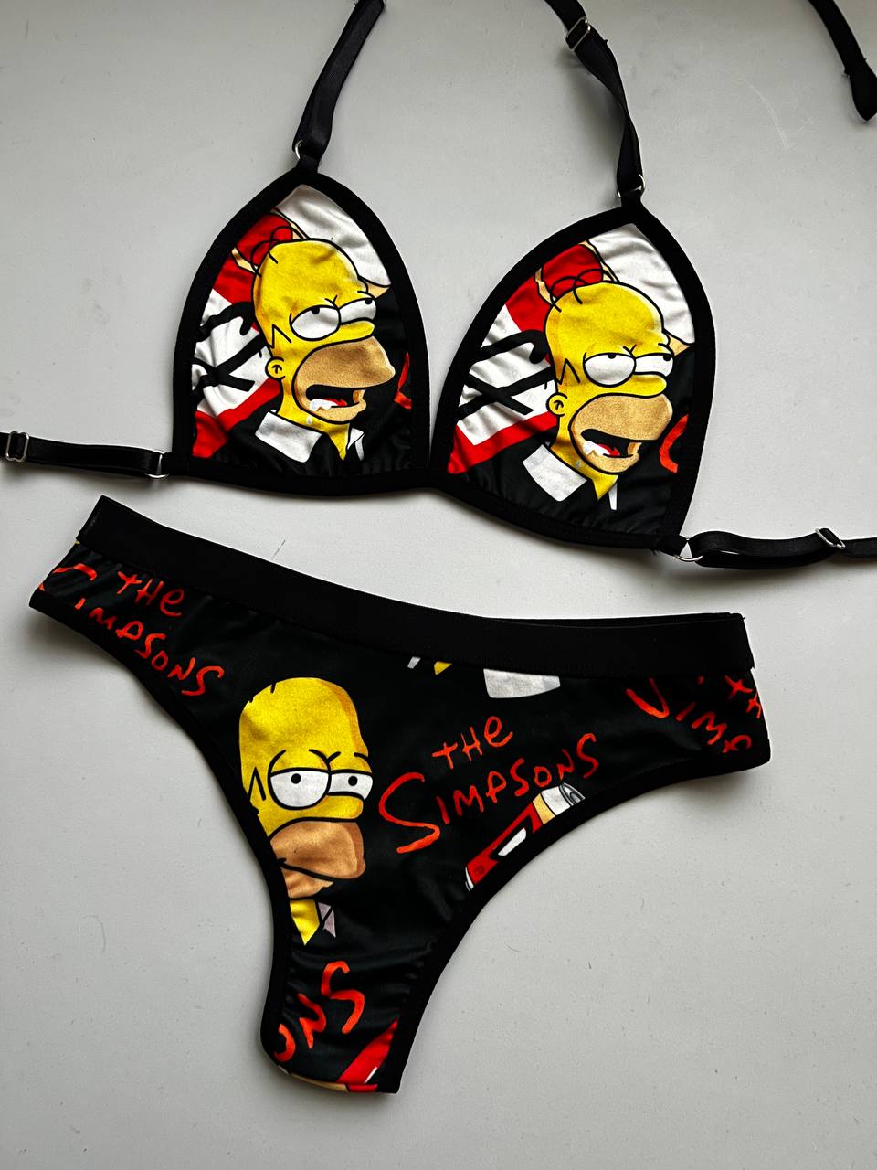 BIKINI CLASICA LOS SIMPSON
