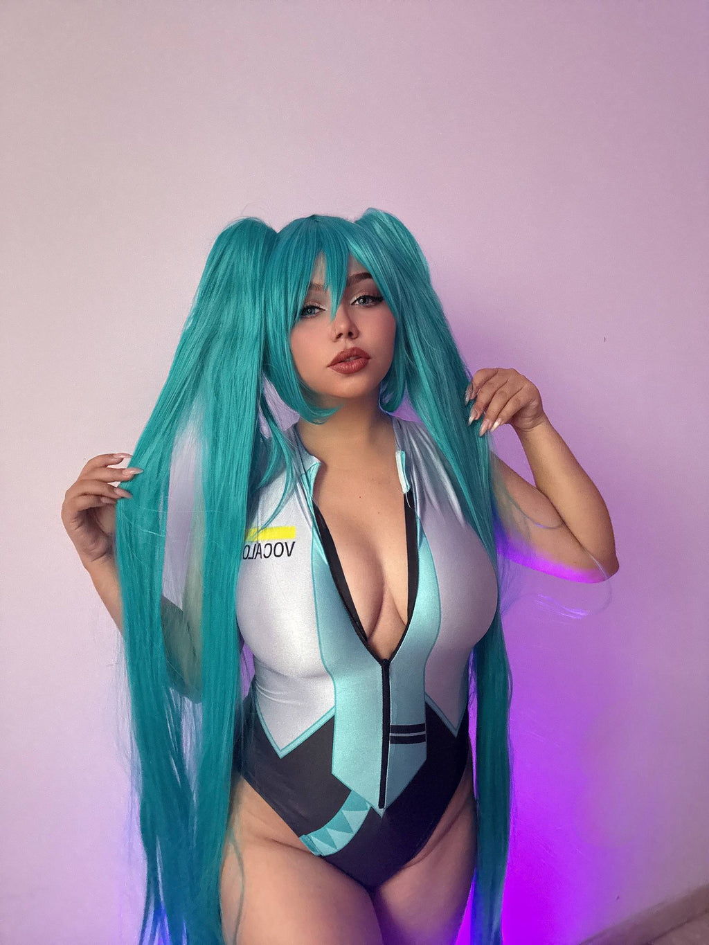Body Hatsune Miku