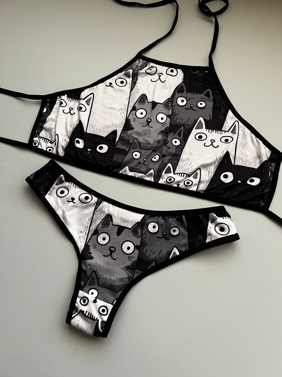 CONJUNTO GATITOS CLASIC