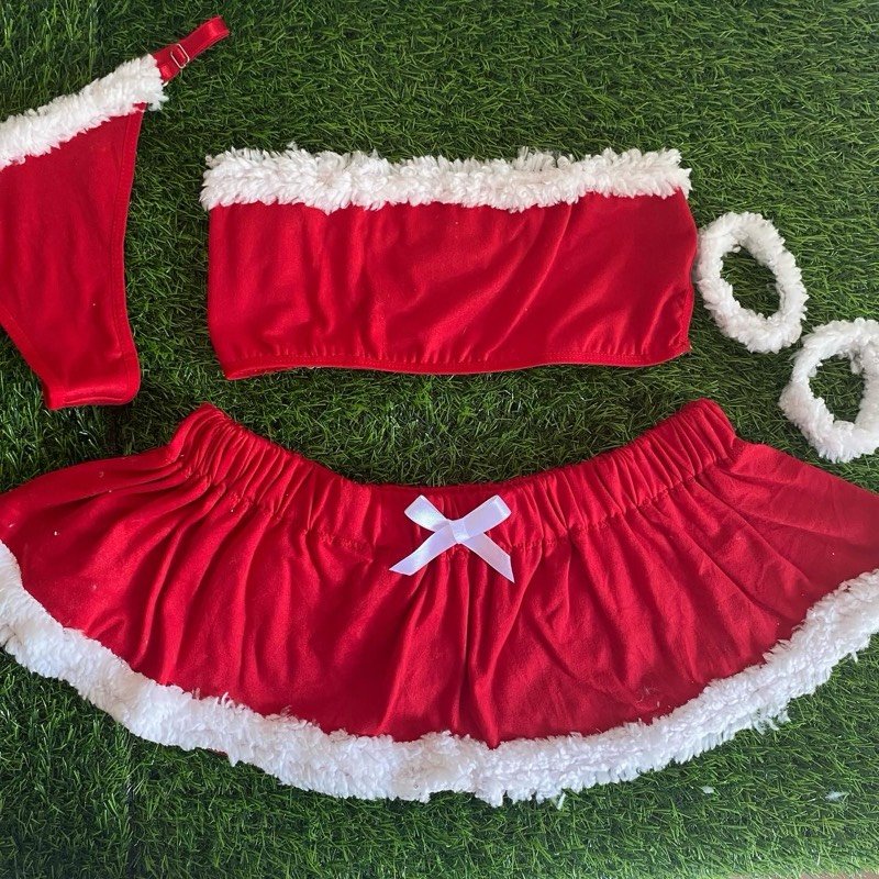 COMPLETE CHRISTMAS SET