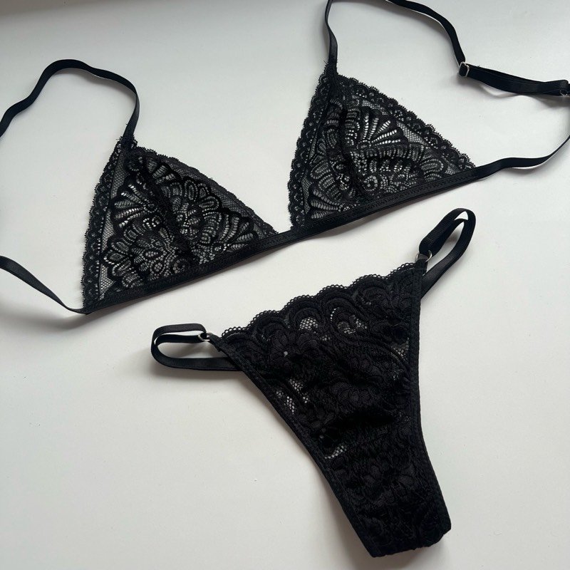 Lace set
