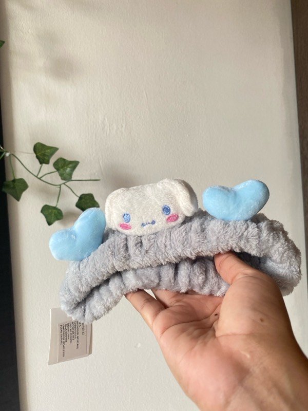 BALACA CINNAMOROLL GRIS
