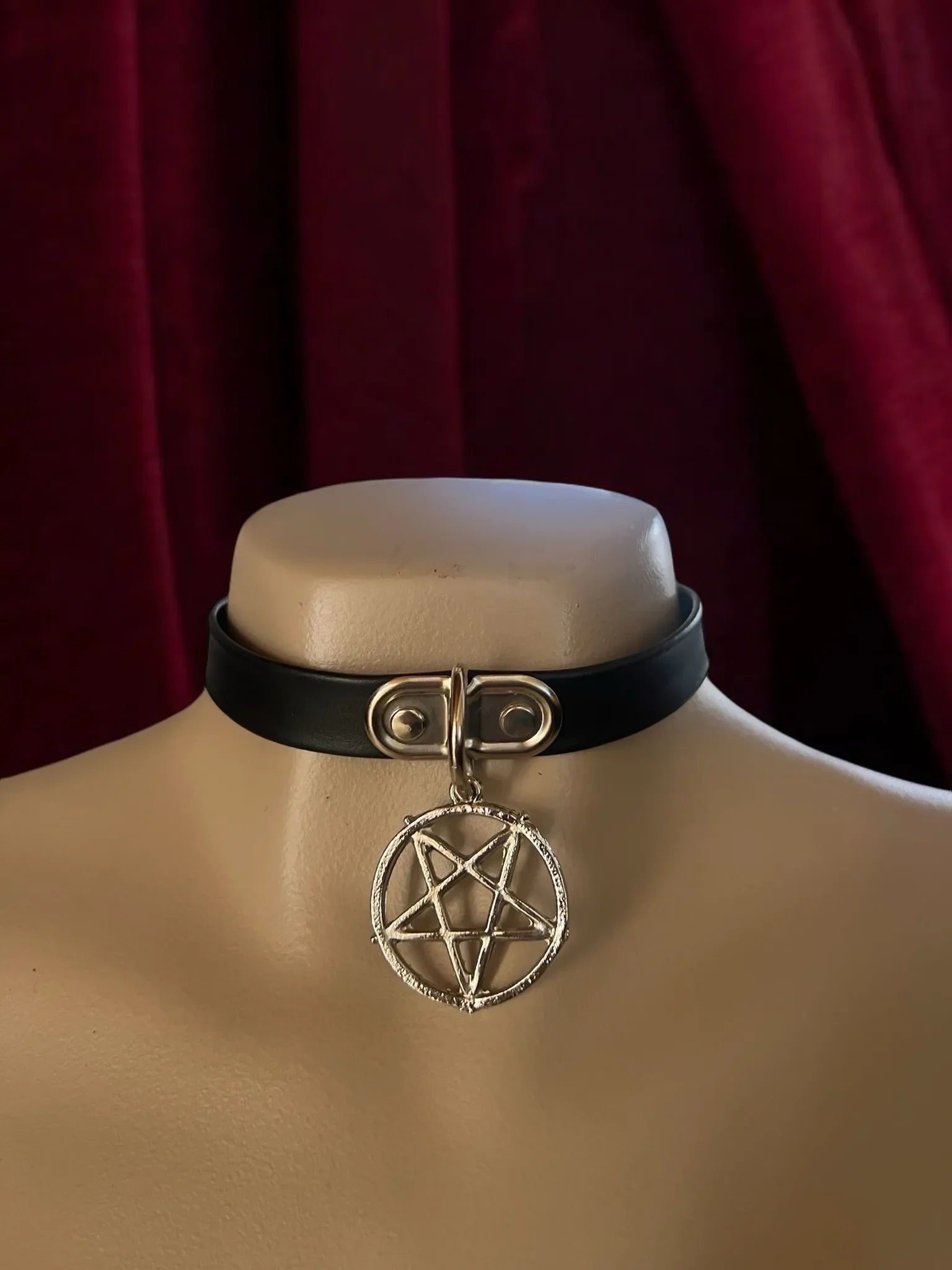 CHOKER PENTAGRAMA