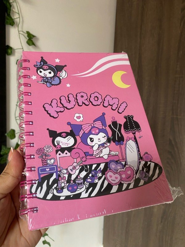 CUADERNO KUROMI ARGOLLADO