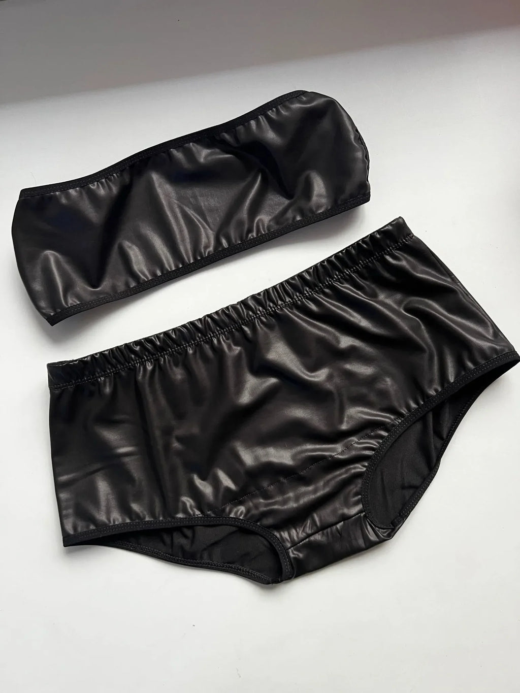 CONJUNTO DARK CUERINA